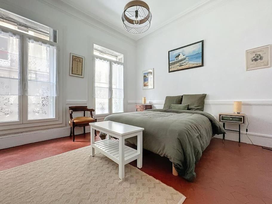 Nouveau - Appartement 100M2 Avec Terrasse A 1 Min De La Place De La Comedie Montpellier Esterno foto