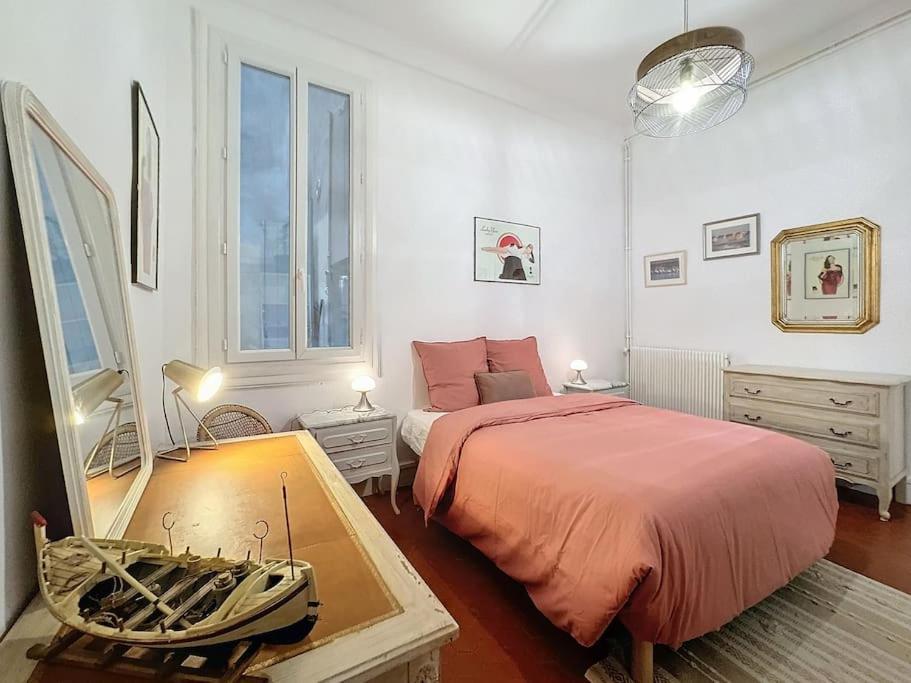Nouveau - Appartement 100M2 Avec Terrasse A 1 Min De La Place De La Comedie Montpellier Esterno foto