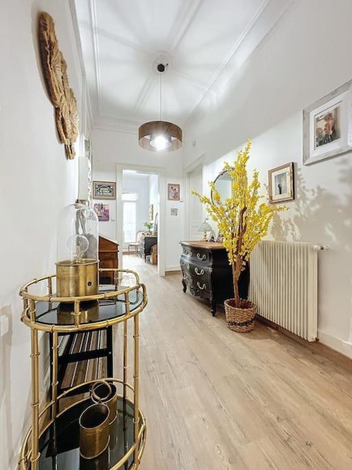 Nouveau - Appartement 100M2 Avec Terrasse A 1 Min De La Place De La Comedie Montpellier Esterno foto